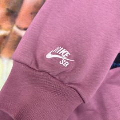 Nike SB Skate Fleece Crewneck Sweater Size Medium Adult Unisex Plum Dust White