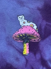 RipNDip – Nermal Purple Tie Dye Acid Wash Psychedelic Mushroom Hoodie – Size Med