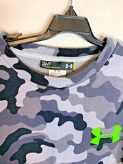 Under armour Mens Sz S Gray All Season Gear Sweatshirt Pullover Camo Loose