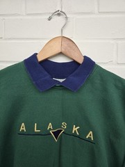 Vintage Alaska Collared Sweatshirt Crew Neck Pullover Men’s Size Large (42,44)