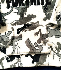 Fortnite Mens XL One Size Pullover Hoody Graphic Print Gamer Husk Monster