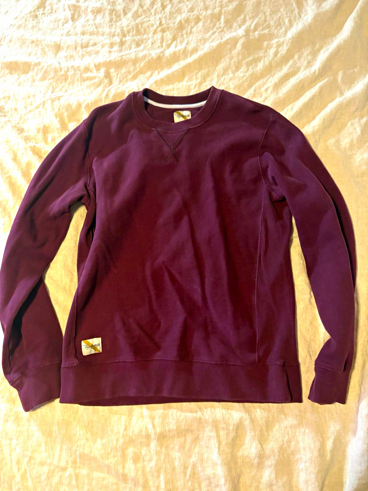 Tracksmith Sweatshirt Mens Medium Plum Burgundy Crewneck Pullover