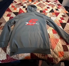 SNAP ON HOODED PULLOVER HOODIE LOGO FRONT AND BACK. GRAY. FULL ZIP SIZE M
