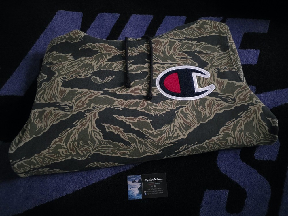 Supreme x Champion Tiger Camo Men’s Large Pullover FW15 PRE-OWNED OG SELLER