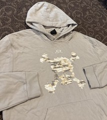 Men’s Oakley Hoodie Tan Pirate Skull And Bones Sweatshirt Size 2XL Rare XXL🔥
