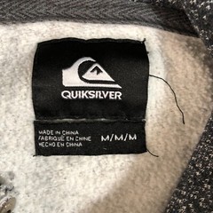 Quiksilver Hoodie Mens Medium Gray Pullover Sweater Surf Skate Sportswear Logo