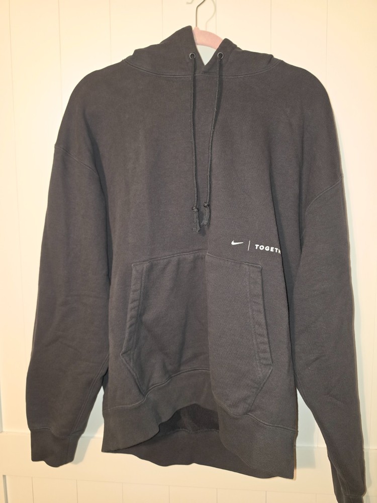 Nike by TOGETHXR Everyone Watches Women’s Sports Hoodie Men’s Sz L