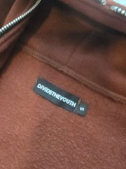 Divide The Youth Brown Zip-Up Hoodie Size small