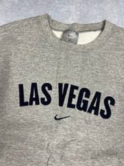 Vintage 90’s Nike Big Center Logo Swoosh Gray Men’s Sweatshirt Size M Y2K Hype