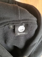 Bombface Men’s Size Large Short Sleeve Sweatshirt