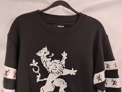NWT Artistix Mens Small S Lion Black/White Pullover Long Sleeve Sweatshirt $135