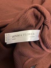 NWT Denim And Flowers, burgundy Hooded Three Button Thermal Knit