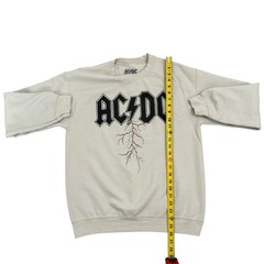 AC/DC Men’s Medium Crewneck Sweatshirt – Beige Lightning Bolt Graphic