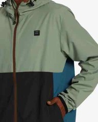 BILLABONG Men’s TRANSPORT A/DIV Windbreaker Jacket – SAG – Medium – NWT