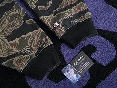 Supreme x Champion Tiger Camo Men’s Large Pullover FW15 PRE-OWNED OG SELLER