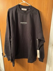 Fear of God Essentials Men’s Logo Relaxed Crewneck Sweatshirt XXL Iron Black