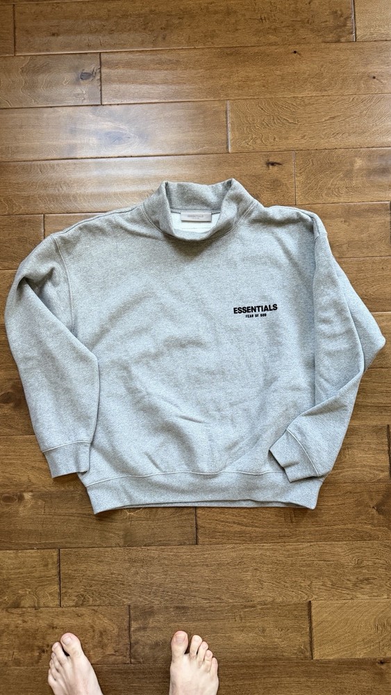 Fear of God Essentials Mock Neck Sweatshirt Dark Oatmeal Heather Grey Size M FOG