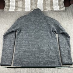 Patagonia grey weave men zippered jacket Medium great condition All seasons