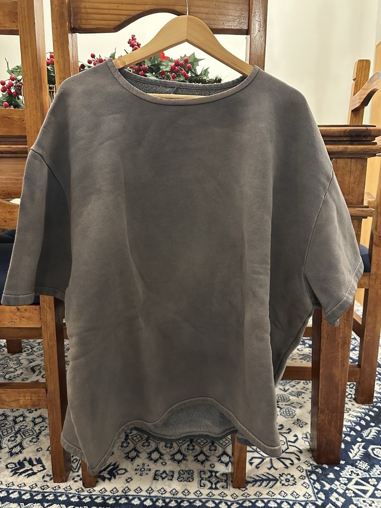 yeezy x gap x balenciaga Short Sleeve Sweatshirt – New! Size M
