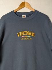 Fruit of the Loom Heavy Vietnam Veteran Embroided Black Crewneck Sweater Men’s L