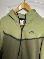 Nike Tech Fleece Hoodie Mens Medium Olive Green Full Zip Windrunner Jacket