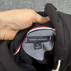 Tommy Hilfiger Hoodie Mens Medium Black Fleece Lined Kangaroo Pockets Drawstring