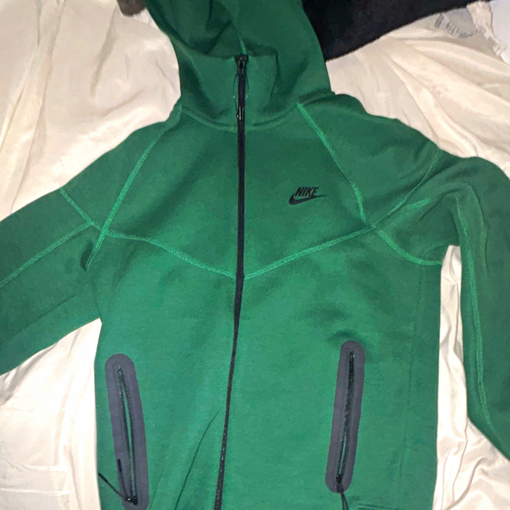 Nike Green S Teens Full Zip Fleece Hoodie Hooded Pockets Logo