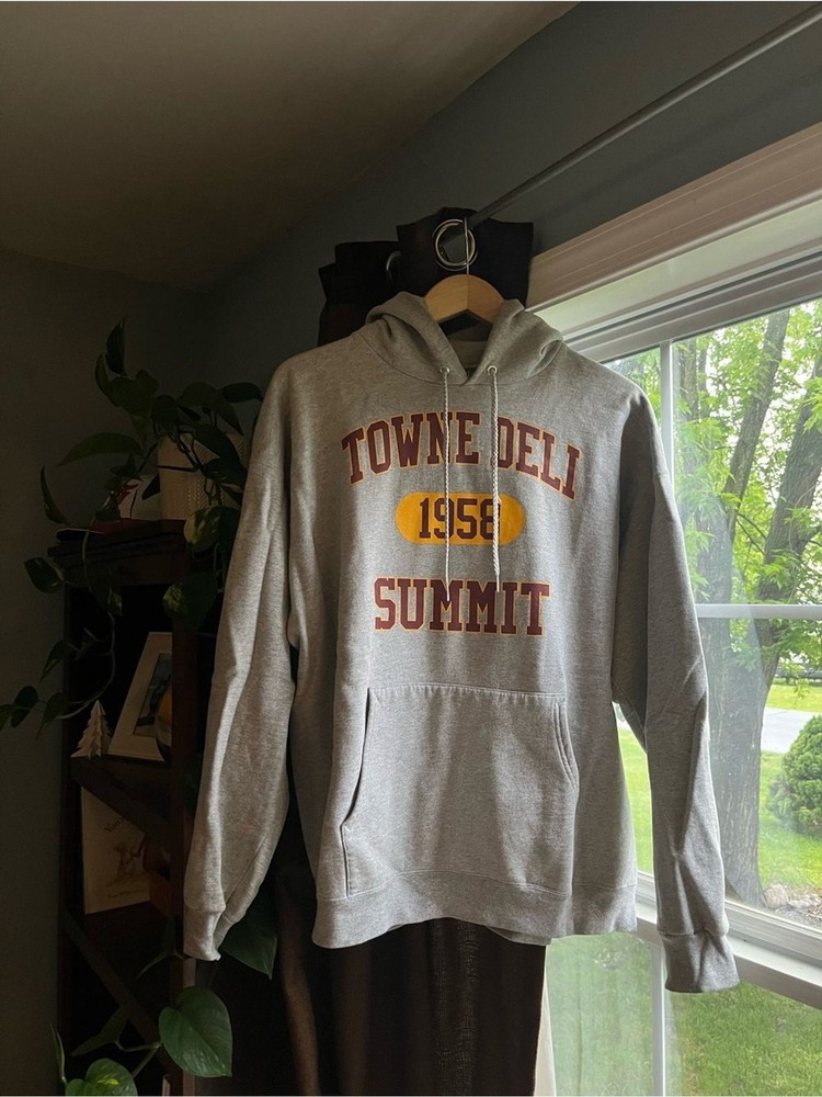 Vintage Hanes Ultimate Cotton Towne Deli Summit 1958 Gray Hooded Sweatshirt