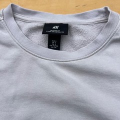 HM Relaxed Fit CrewneckSweatshirt Light Grey Lavender Mens Small Fleece Pullover