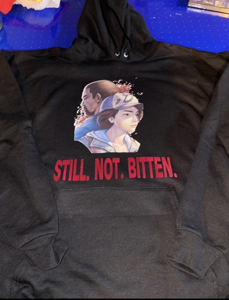 Walking Dead ￼ ￼ Hoodie Gift Set.