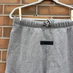 Fear of God Essentials Sweatpants Oatmeal Mens Small Streetwear Lounge