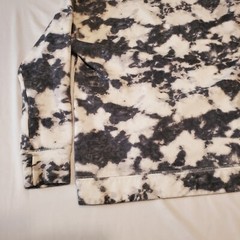 Hollister Sweatshirt Hoodie White Black Cloud Mens Small 21×25 WINTER CAMO LOOK