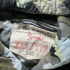 Triple Five Soul Camo Hoodie Mens XXL Black Quilted Patches Skater Style Army