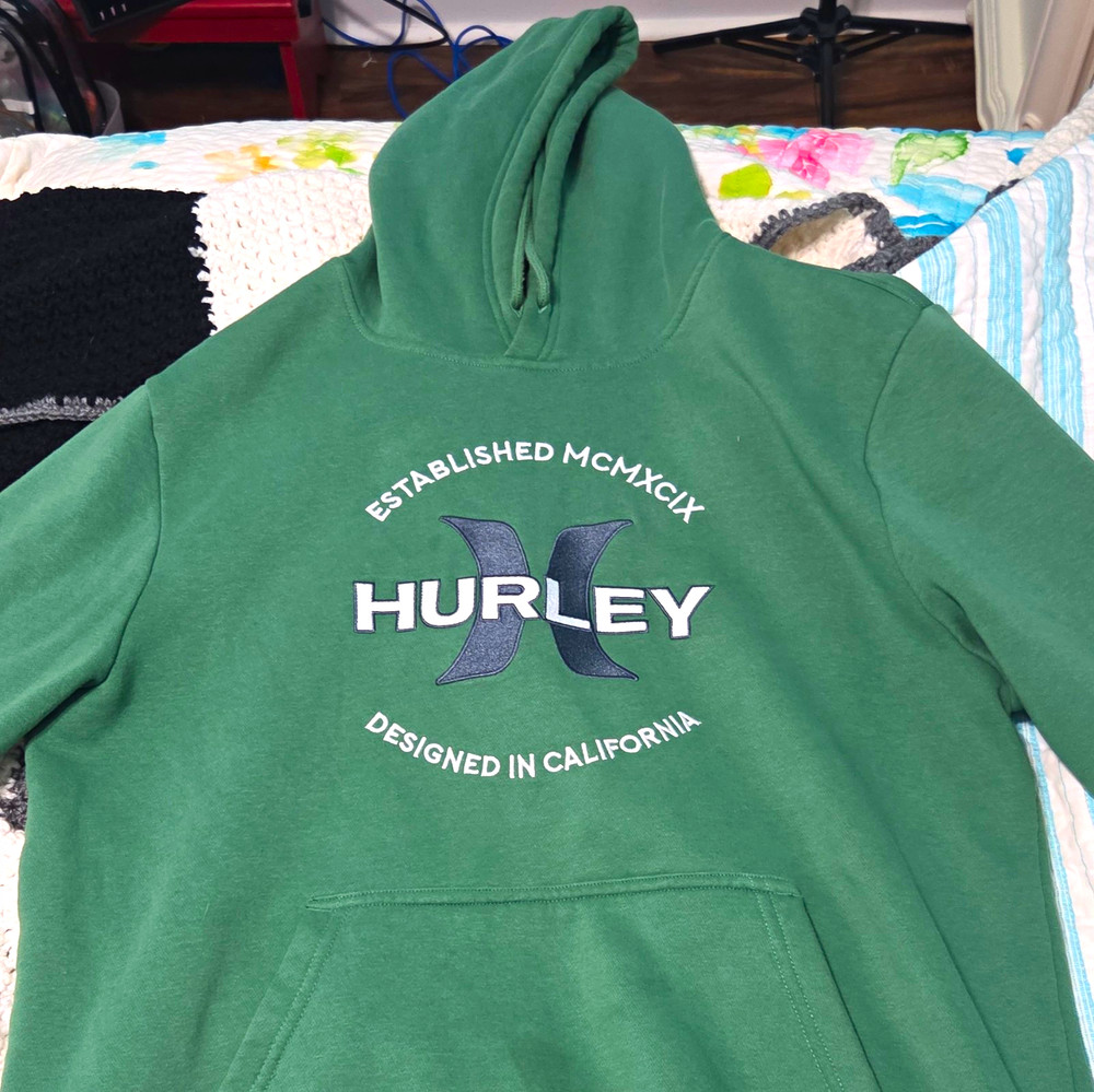 Hurley Men’s Green Fleece Pullover Hoodie Size M Logo Graphic Print Pockets