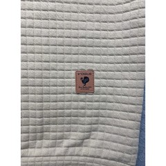 Vogue Sport Fashion Hoodie Size XL Beige Quilted Very Soft 100% Polyester