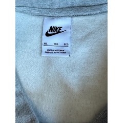 Nike NWOT Mens XXL Club Fleece Crewneck Sweatshirt Gray White Futura Logo