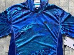 Avid Mens SMALL Hooded Long Sleeve Realtree Wav3 Moisture Wicking UV Protection