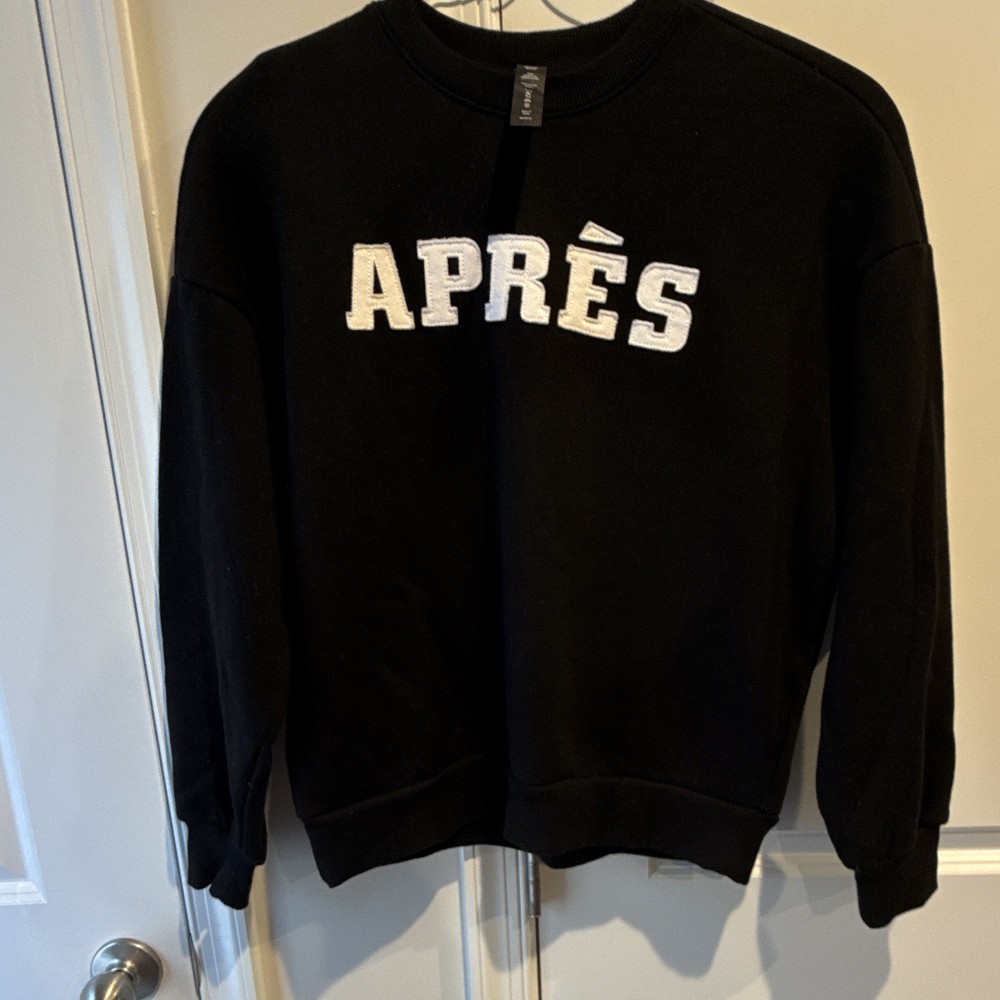 Move Theology Après Embroidered Logo Fleece Crewneck Sweatshirt Black XS