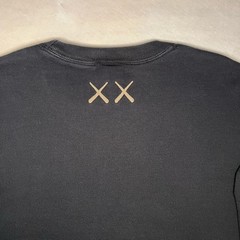 UNIQLO x KAWS COMPANION Family Sweatshirt Black Size M Mens Graphic Pullover UT⁠