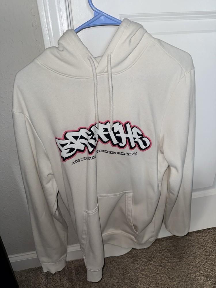 H&M Men’s White Graphic Print Pullover Hoodie Regular Fit Size S Pockets