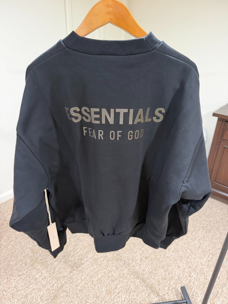 Fear of God Essentials Medium classic crew neck sweatshirt