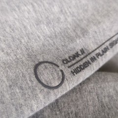Cloak Crewneck Sweater Mens Extra Large Gray Pullover Hidden in Plain Sight Logo