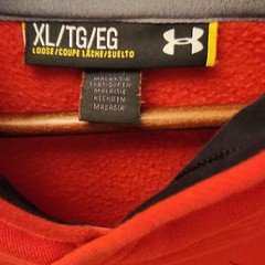 Under Armour Men’s XL Red Polyester Fleece Pullover Hoodie Graphic Logo Loose