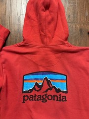 Patagonia Uprisal Regular Fit Hoodie Mens Medium Red Graphic Logo Eco Outdoors