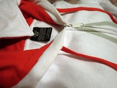 Assassin’s Creed III Zip Up White and Red Hoodie Jacket Men’s Small