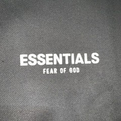 Fear of God Essentials Crewneck Iron Men’s Size LRG 192BT212239F NEW