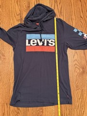 NWOT Levis Long Sleeve T-Shirt Hoodie Men’s Small Navy Blue Red White Logo