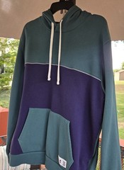 NEW Under Armour Men’s Large Hoodie Sweatshirt Green/Blue Colorway NWOT