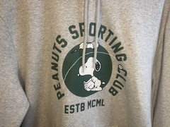 Peanuts Sporting Club Adult H&M Hoodie Size XXL