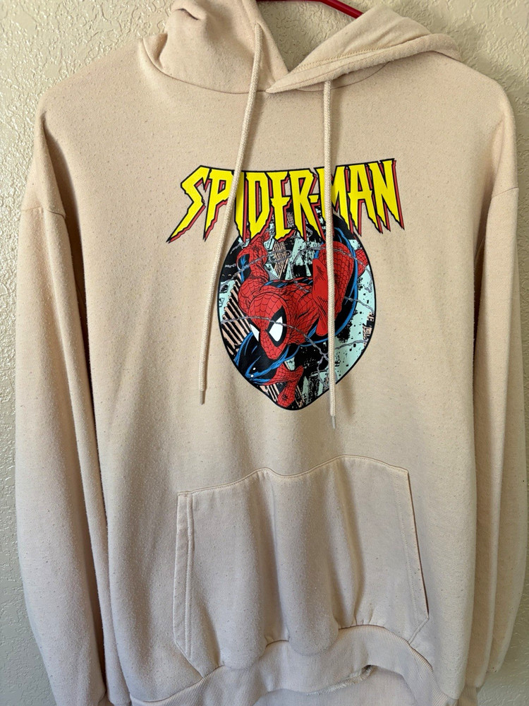 Marvel Men’s Beige Pullover Fleece Hoodie Spider-Man Graphic Pockets Size L
